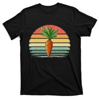 Carrots Vegetable Retro Style Distressed Vintage Carrots T-Shirt