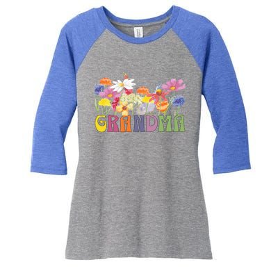 Cute Wildflowers Grandma Design For Grandmothers We Love Gift Women's Tri-Blend 3/4-Sleeve Raglan Shirt