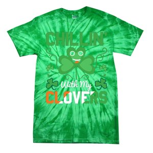 Chillin' With My Clovers Funny St Patricks Day Tie-Dye T-Shirt