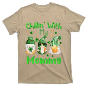 Chillin With My Mommy Green Plaid Gnomes St Patricks Day T-Shirt