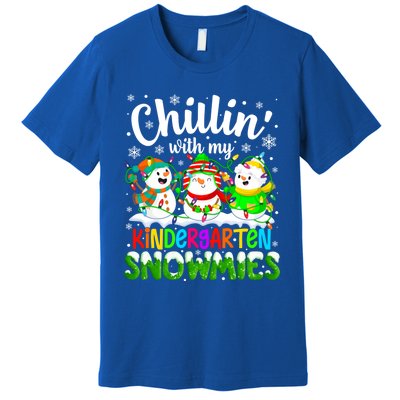 Chillin With My Kindergarten Snowmies Kindergarten Teacher Gift Premium T-Shirt