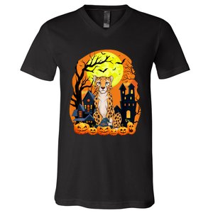 Cheetah With Pumpkins Funny Scary Halloween Party V-Neck T-Shirt