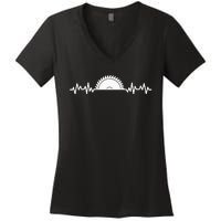 Carpenter Woodworking Saw Heartbeat Women's V-Neck T-Shirt