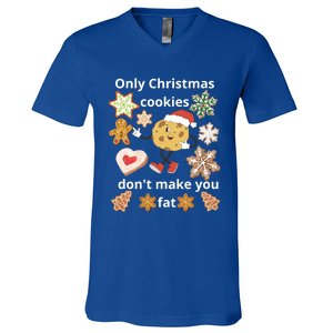 Cookie With SantaS Hat Among Gingerbread Gift V-Neck T-Shirt