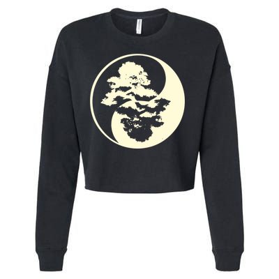 Cool Yin And Yang Circle With Trees Forest Harmony Yin Yang Gift Cropped Pullover Crew