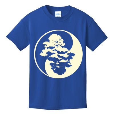 Cool Yin And Yang Circle With Trees Forest Harmony Yin Yang Gift Kids T-Shirt