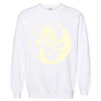 Cool Yin And Yang Circle With Trees Forest Harmony Yin Yang Gift Garment-Dyed Sweatshirt