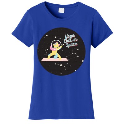 Cute Yoga Cats In Space Funny Design For Yoga And Cat Lovers Cute Gift Women's T-Shirt