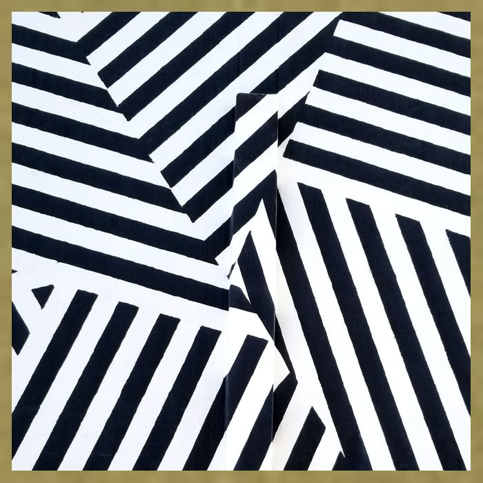 Crazy Zebra Stripped Patterns Garment-Dyed Women's Muscle Tee