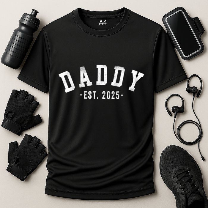 Daddy 2025 Daddy To Be New Daddy Gifts Classic Bold Font Cooling Performance Crew T-Shirt