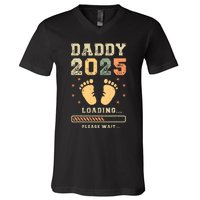 Daddy 2025 Loading Baby Announcement Expecting Dad To Be V-Neck T-Shirt