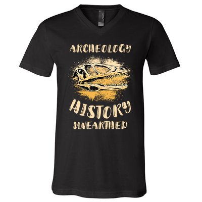 Digging Archeologist Archeology V-Neck T-Shirt