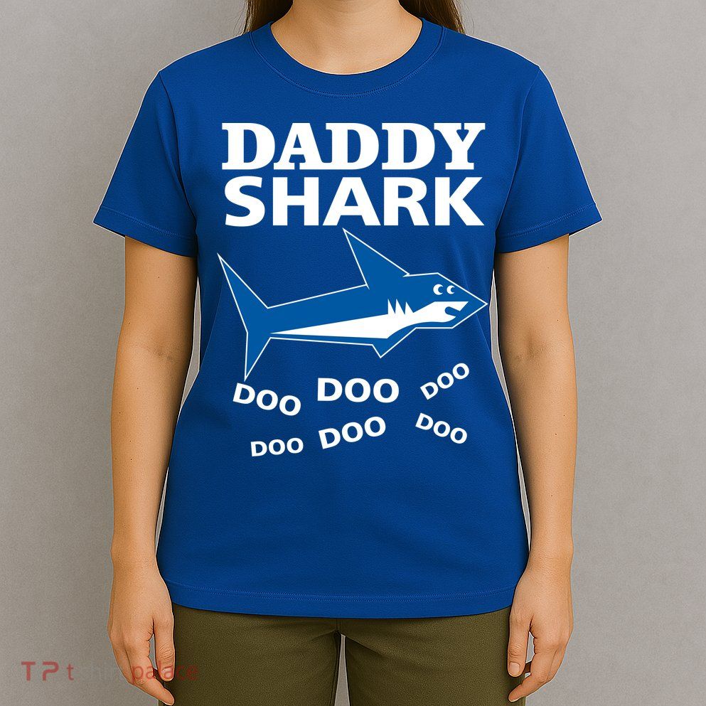 Daddy Shark Funny Dad T-Shirt