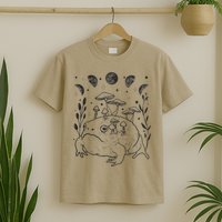Dark Academia Moon Witchy Goblincore Aesthetic Frog T-Shirt