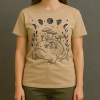 Dark Academia Moon Witchy Goblincore Aesthetic Frog T-Shirt
