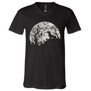 Dachshund And Moon Halloween Dachshund Lovers Pet Owner V-Neck T-Shirt