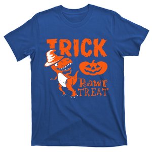 Dinosaur And Pumpkin Trick Rawr Treat Cute Gift T-Shirt