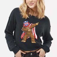 Dabbing Bigfoot 4th Of July Sasquatch American Flag Cropped Pullover Crew