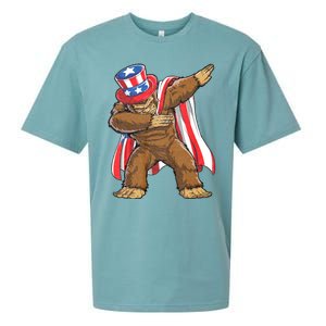 Dabbing Bigfoot 4th Of July Sasquatch American Flag Sueded Cloud Jersey T-Shirt