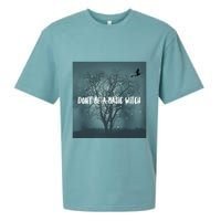 Dont Be A Basic Witch Funny Halloween Design Cool Gift Sueded Cloud Jersey T-Shirt