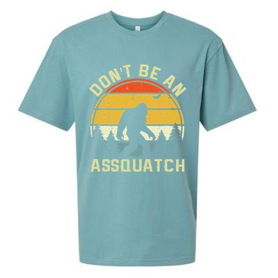 DonT Be An Sasquatch . Funny Sasquatch Sueded Cloud Jersey T-Shirt