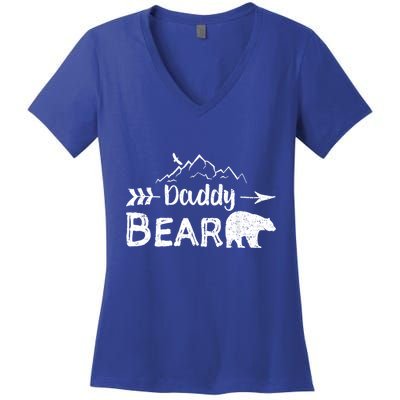 Daddy Bear Cute Gift Matching Family Mama Papa Bear Camping Gift Women's V-Neck T-Shirt