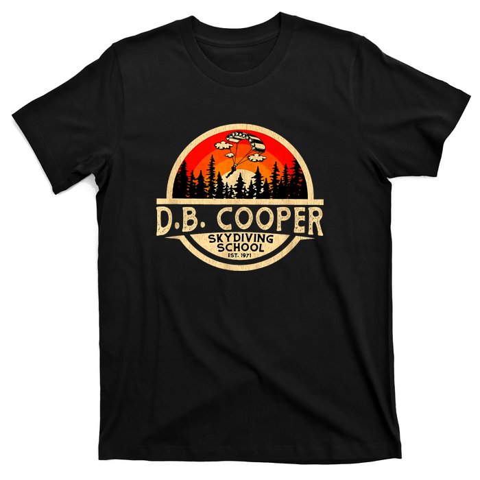 D. B. Cooper Robber Thief Parachute Skydiving School Est 1971 Retro Vintage T-Shirt