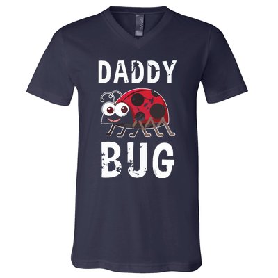 Daddy Bug Funny Ladybug Lover Cute Dad Fathers Day Gift V-Neck T-Shirt