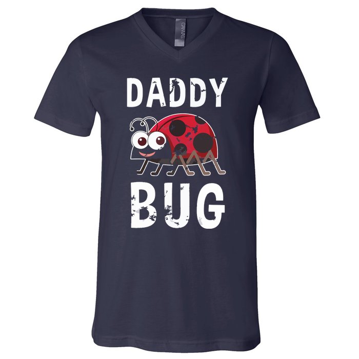 Daddy Bug Funny Ladybug Lover Cute Dad Fathers Day Gift V-Neck T-Shirt