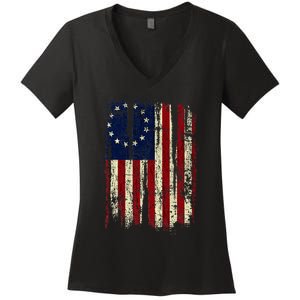 Distressed Betsy Ross American Flag 13 Star Colonies Patriot Women's V-Neck T-Shirt