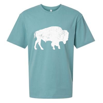 Distressed Buffalo Retro Bison Animal Lover Sueded Cloud Jersey T-Shirt