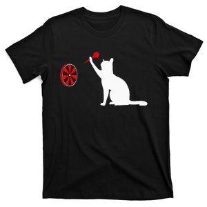 Darts Cat Funny Dart Throwing Cat Dart And Cat Lover T-Shirt