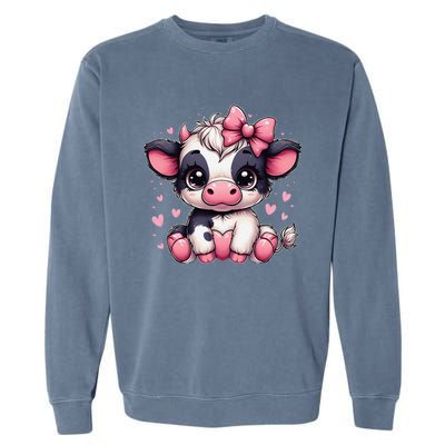 Dairy Cow Sitting Holding Heart Pin.K Coquette Bow Animal Garment-Dyed Sweatshirt