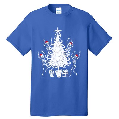 Dancing Christmas Skeletons Funny Spooky Christmas Graphic Gift Tall T-Shirt