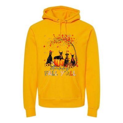 Doberman Dog Autumn Fall Pumpkin Truck Mappe Thanksgiving Premium Hoodie