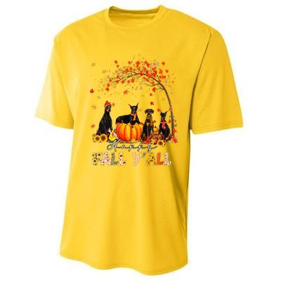 Doberman Dog Autumn Fall Pumpkin Truck Mappe Thanksgiving Performance Sprint T-Shirt