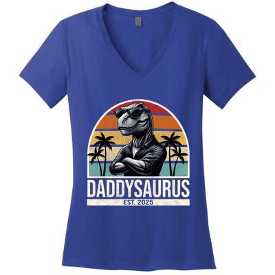 Dino Dad Daddysaurus New Dad 2025 Adult Dinosaur Dad Gift Women's V-Neck T-Shirt