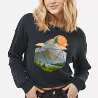 Dungeons Dragons DnD D20 Dice Mountain Nature Scene Cropped Pullover Crew