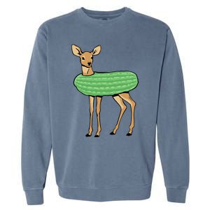 Dill Doe Funny Adult Humor Dill Pickle Deer Redneck Dill Doe Garment-Dyed Sweatshirt