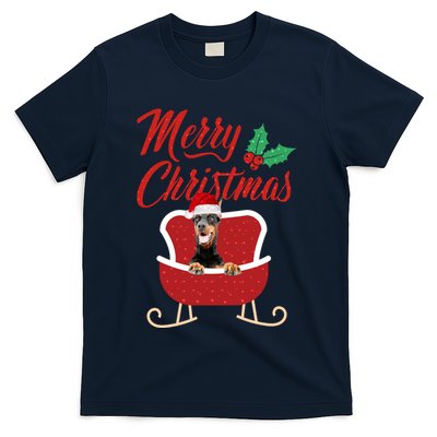 Dobermann Dog Merry Christmas Design For The Holiday Season! T-Shirt