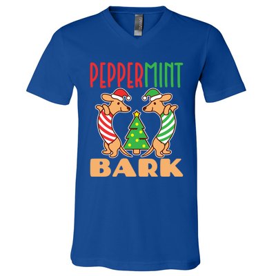 Dachshund Doxie Peppermint Bark Cute Christmas Xmas Cute Gift V-Neck T-Shirt