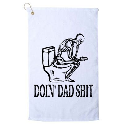 Doing Dad Shit Funny Skeleton Dad Joke Golf Towel