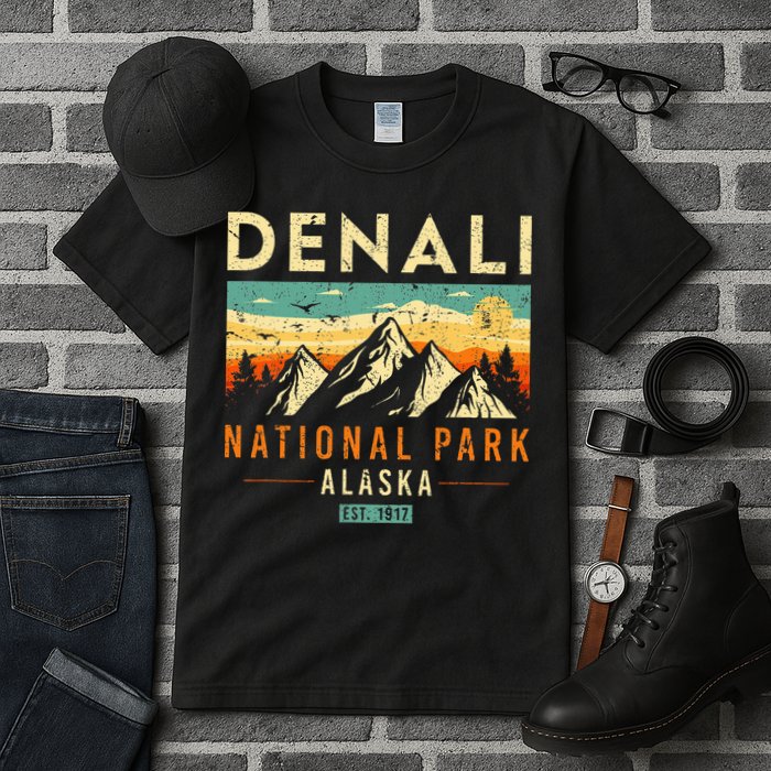 Denali Est. 1917 Vintage Retro Alaska National Park Tall T-Shirt