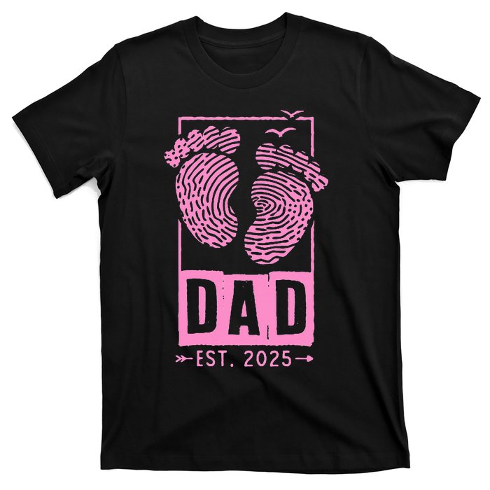 Dad Est 2025 Girl Logo Dad To Be Gifts For 1st Time Dad T-Shirt