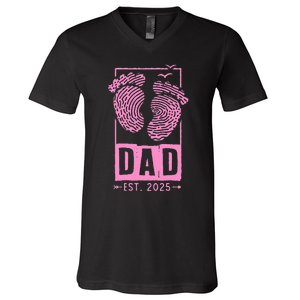 Dad Est 2025 Girl Logo Dad To Be Gifts For 1st Time Dad V-Neck T-Shirt