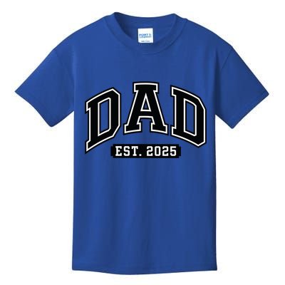 Dad Est 2025 Expect 2025 Father 2025 New Dad 2025 Gift Kids T-Shirt