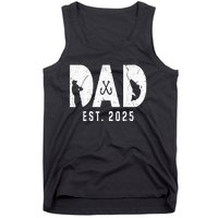 Dad Est 2025 Fishing Dad To Be New Baby Daddy FatherS Day Tank Top