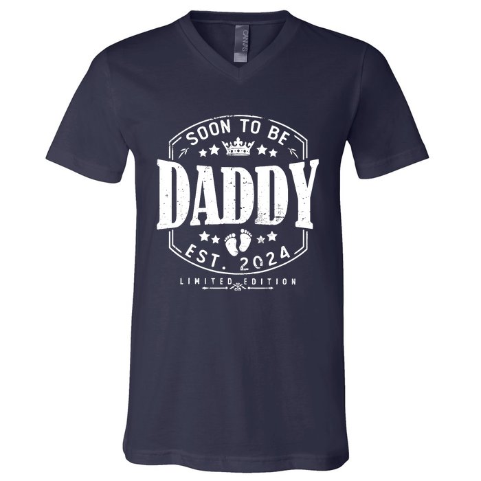 Dad Est 2024 Soon To Be Daddy Pregnancy Announcement V-Neck T-Shirt