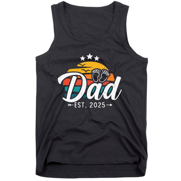 Dad Est 2025 Retro Vintage Dad To Be Gifts For 1st Time Dad Tank Top