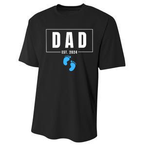 Dad Est. 2024 Fathers Day Expecting Baby Funny New Dad Baby Boy Performance Sprint T-Shirt